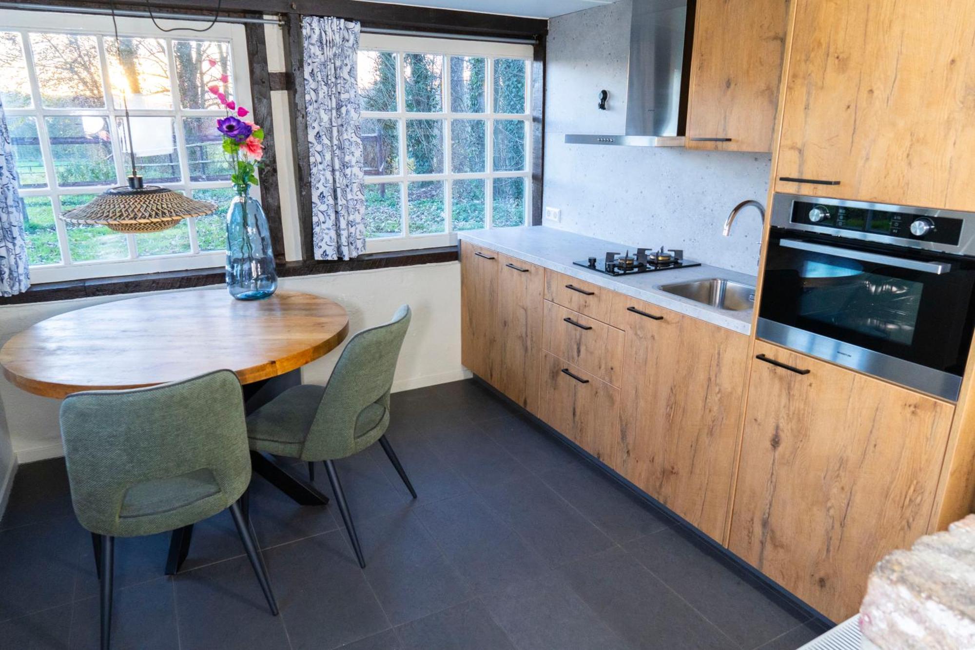 Vakantiewoningen 'Hoeve De Witte Olifant' 누르빅 외부 사진